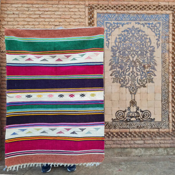 Handwoven Berber Kilim Rug – Authentic Moroccan Craftsmanship 100 x 140 CM / 3.3 x 4.6 FT